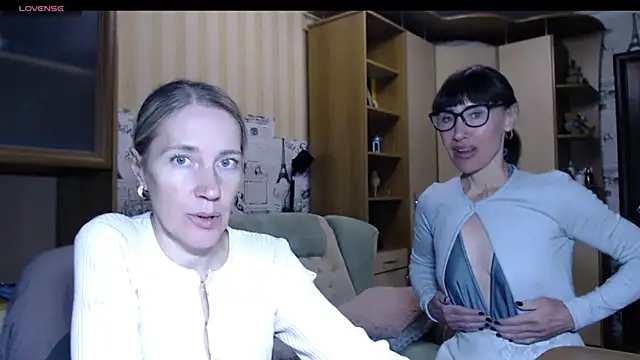 Pepper_mur's cam snapshot