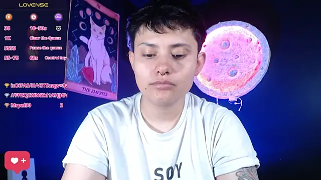 girl_intense444's cam snapshot