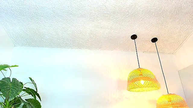 Purplee_Baby's cam snapshot