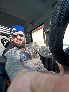Beardedtattood live sex cam