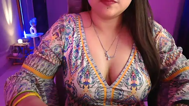 Mitikaa live sex cam
