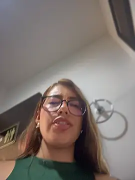 sara_calderon live sex cam