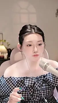 Dou-Dou-er live sex cam