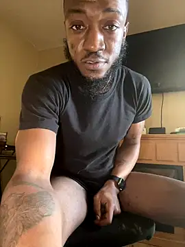 Prettyrichy live sex cam