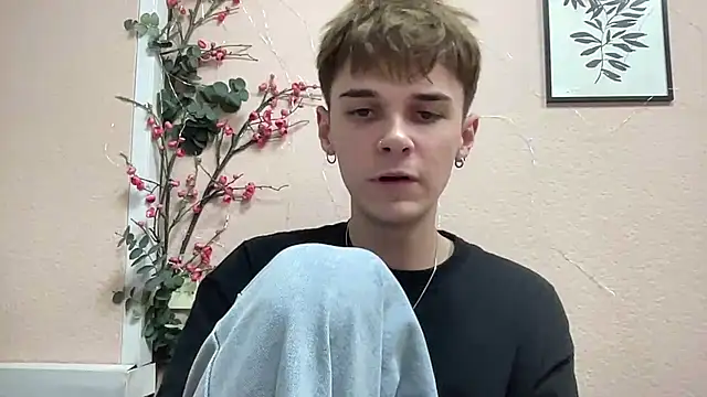 Milk_Guy live sex cam