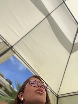 sara_calderon live sex cam