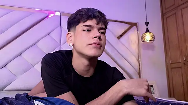 kevienmiet live sex cam