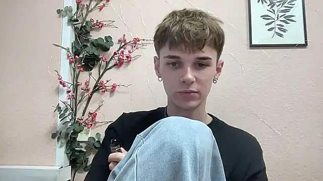 Milk_Guy live sex cam