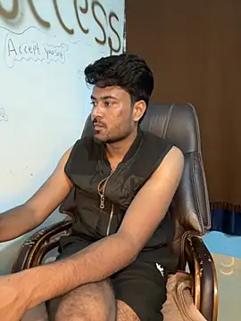 MeekBatgirl live sex cam