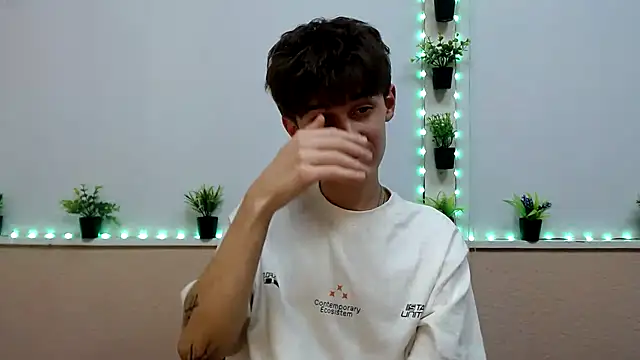 Hoot_Dude_ live sex cam