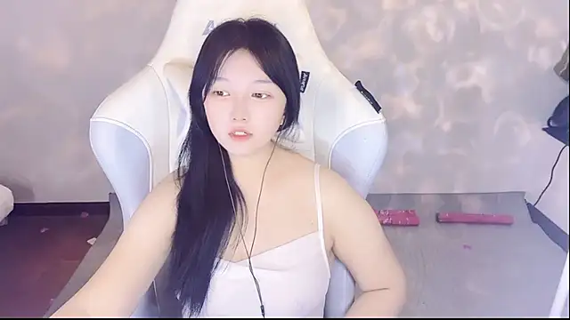 -huahua-'s cam snapshot