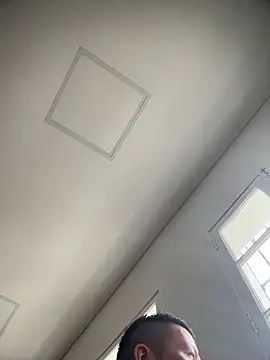 Manu0586 live sex cam