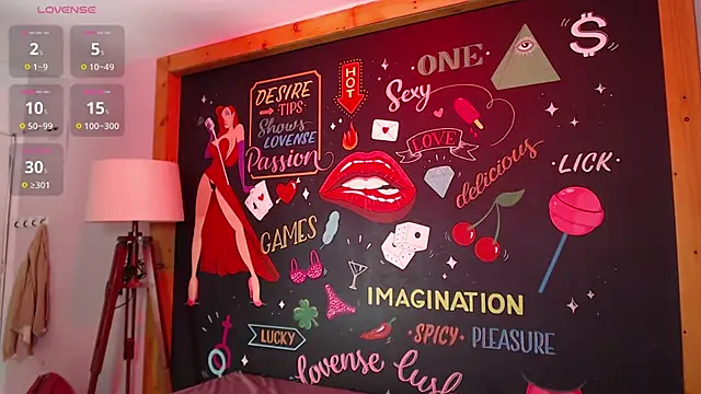 Lola_Pierce's cam snapshot