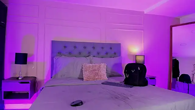 ALICESANDOVAL's cam snapshot