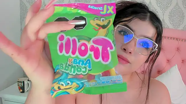 martina_rivera_'s cam snapshot