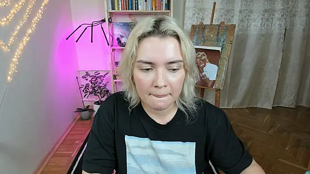 BrightDani's cam snapshot