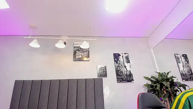 violet_and_myers's cam snapshot