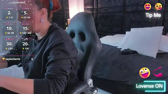 EvamilfXXX's cam snapshot