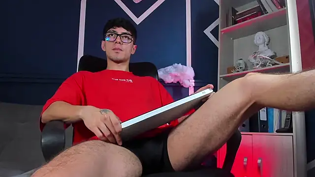 etham_wolf_'s cam snapshot