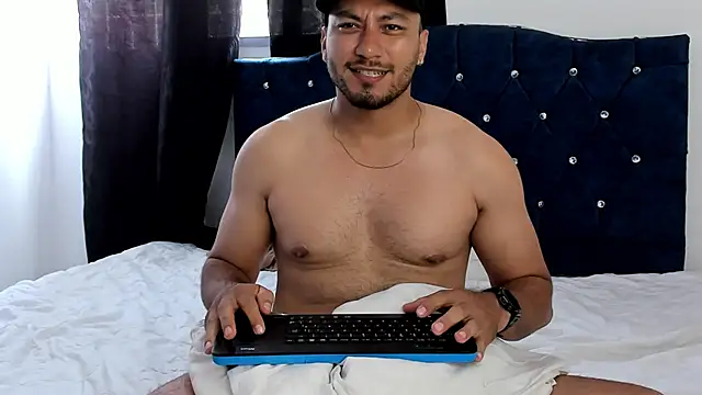 LoganRyder's cam snapshot