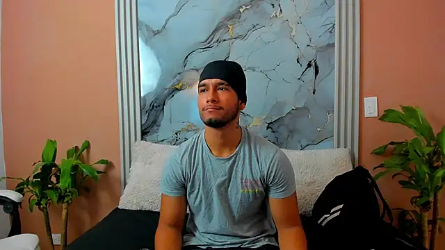 ander_montoyaa's cam snapshot