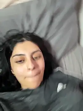 ThickerThanYoBitch live sex cam