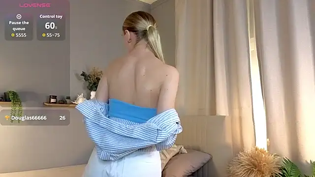 Carollina_'s cam snapshot