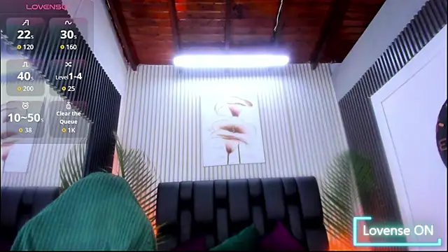 AriebonyBrooke live sex cam