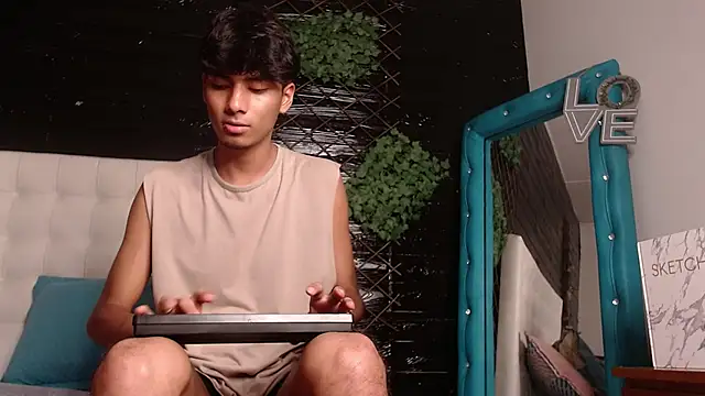 tyler_wolf1_ live sex cam