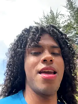 Lucas_eevans live sex cam