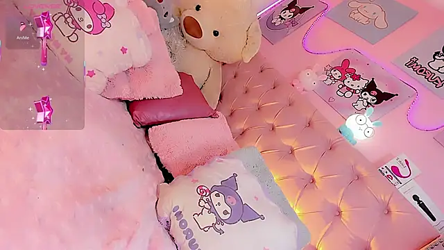 Cute_Roxxy's Stripchat show and profile