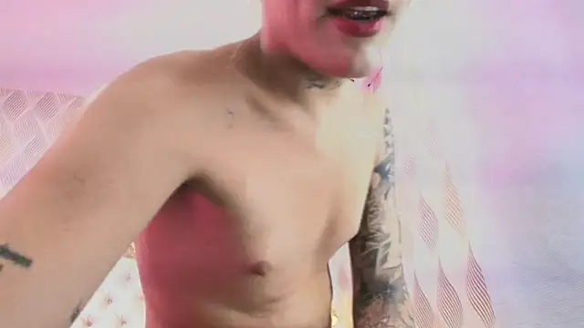 NicolleMonroe_ live sex cam