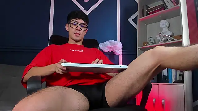 etham_wolf_ live sex cam