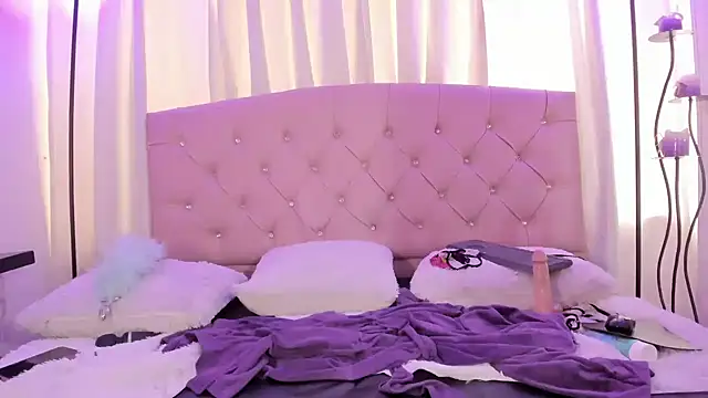 Samantha_Spike_'s cam snapshot