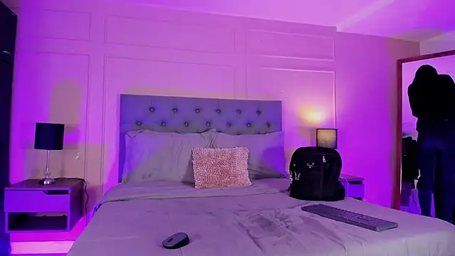 ALICESANDOVAL's cam snapshot