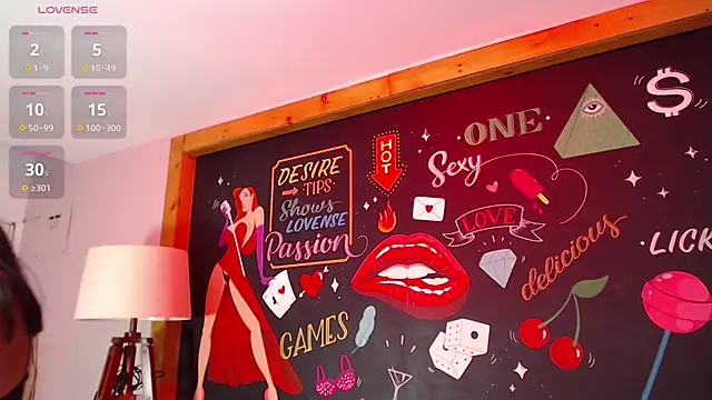 Lola_Pierce's cam snapshot