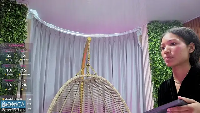 Kiara_Zahiri__'s cam snapshot