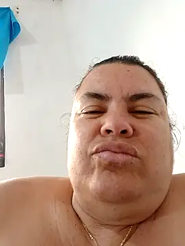 yaneth_'s cam snapshot