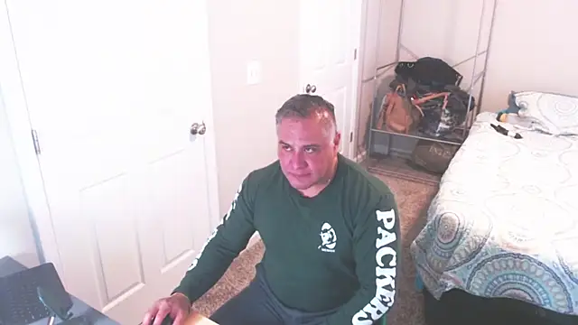 Chacho_1972 live sex cam