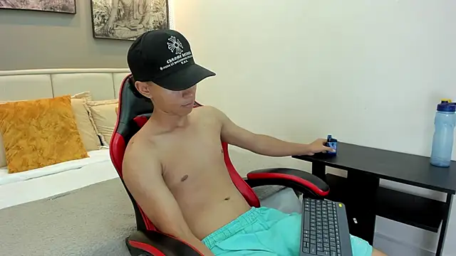 ricky_backus live sex cam