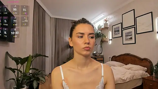 NicoleLuv's cam snapshot