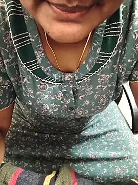 Tamil-riya's cam snapshot