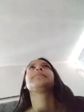 emma_ambar's cam snapshot