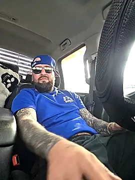 Beardedtattood live sex cam