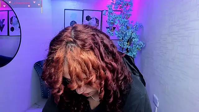 Theia_moon live sex cam