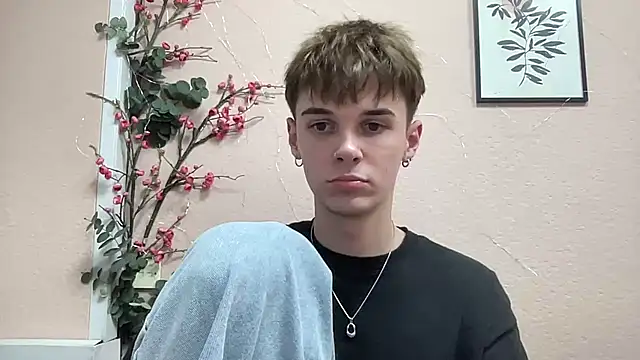 Milk_Guy live sex cam