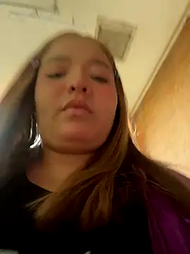 CharlotteMillers live sex cam