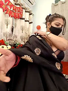 Divya_girl live sex cam