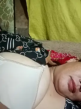 MinaYangon502's cam snapshot