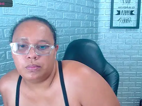 Salome_Jamess's cam snapshot